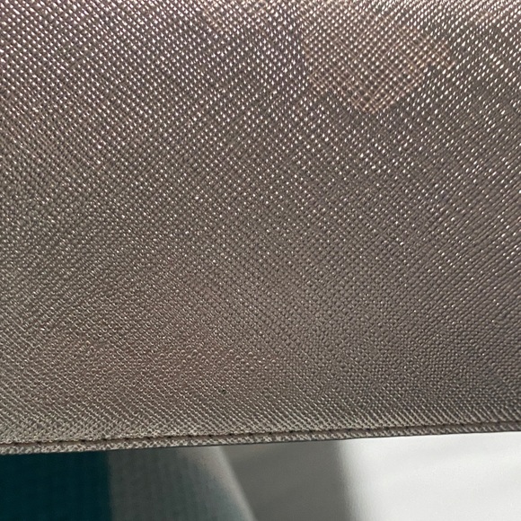 Kate Spade Sparkling Rose Gold Hand Bag - Picture 4 of 8